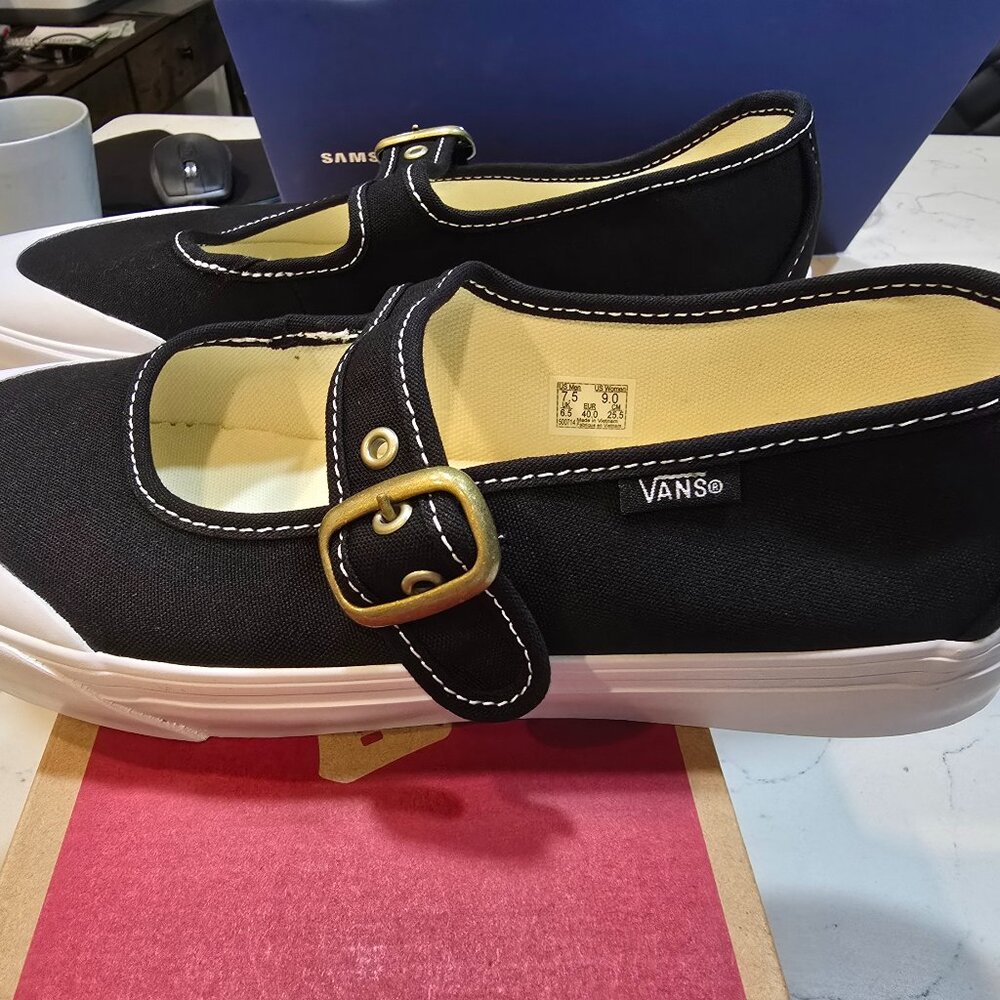 COPY - Vans NEW Mary Jane Sneakers Black/White Womens Size US 7 Ballet Slipper …